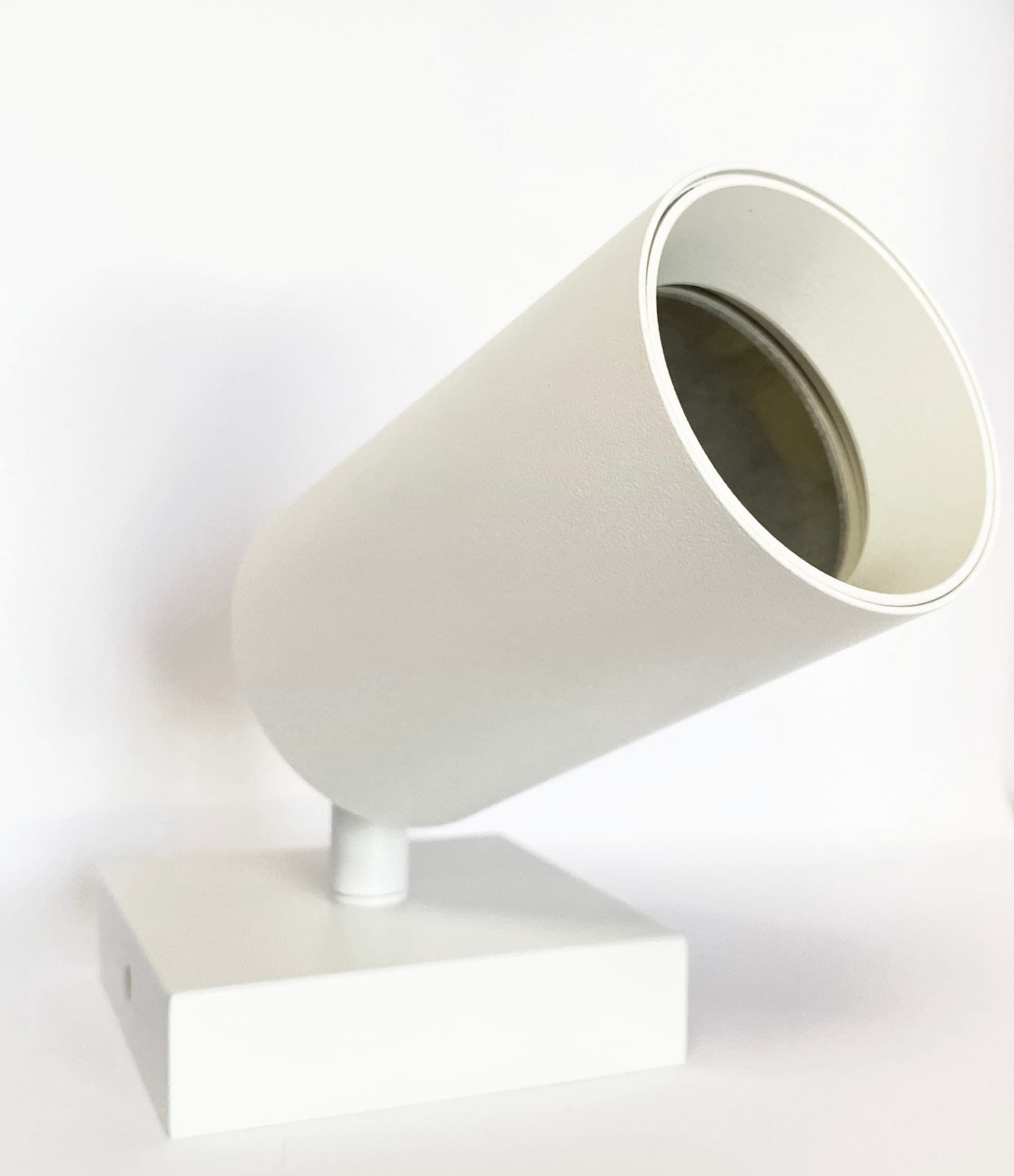 Foco Sobrepuesto Simple Dirigible GU10 Blanco Material:aluminum SIZE:D60*100MM Lamp HOLDER:GU10 Without Lamp / With Lamp Holder White
