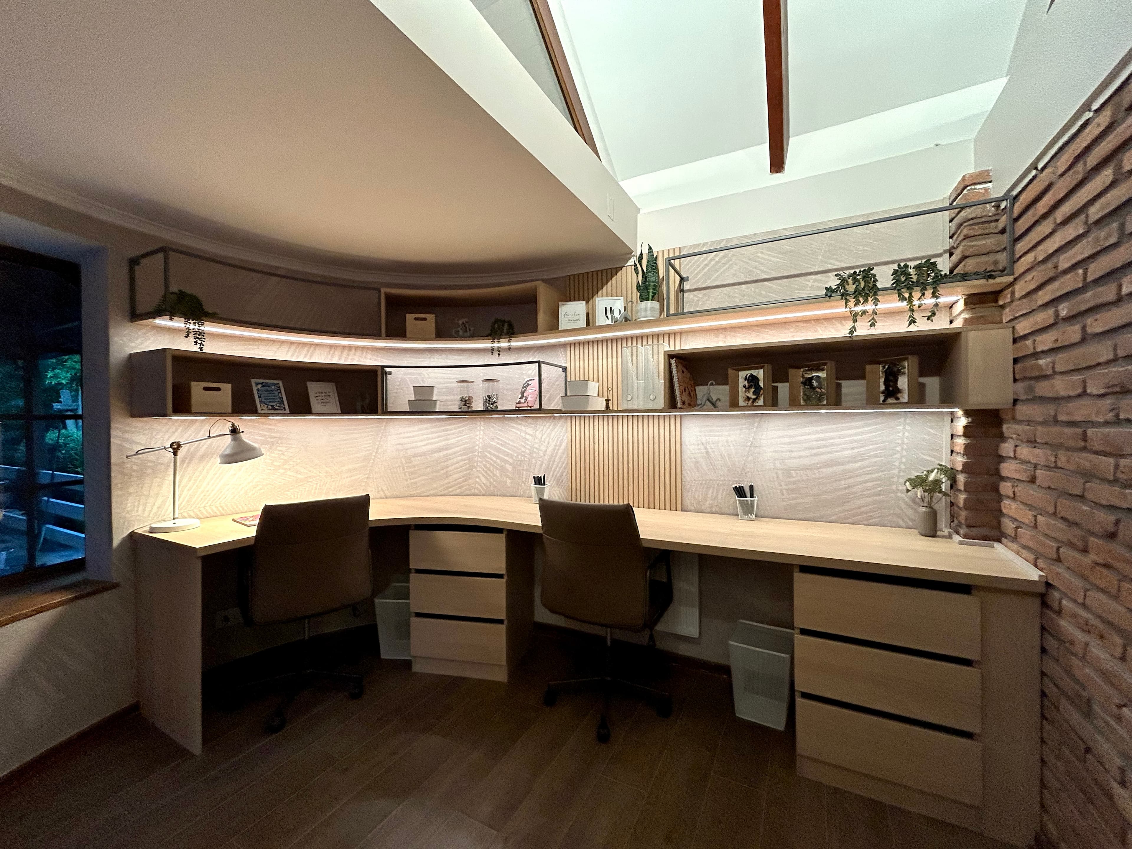 Proyecto Proyecto de Iluminación Residencial – Casa en Colina